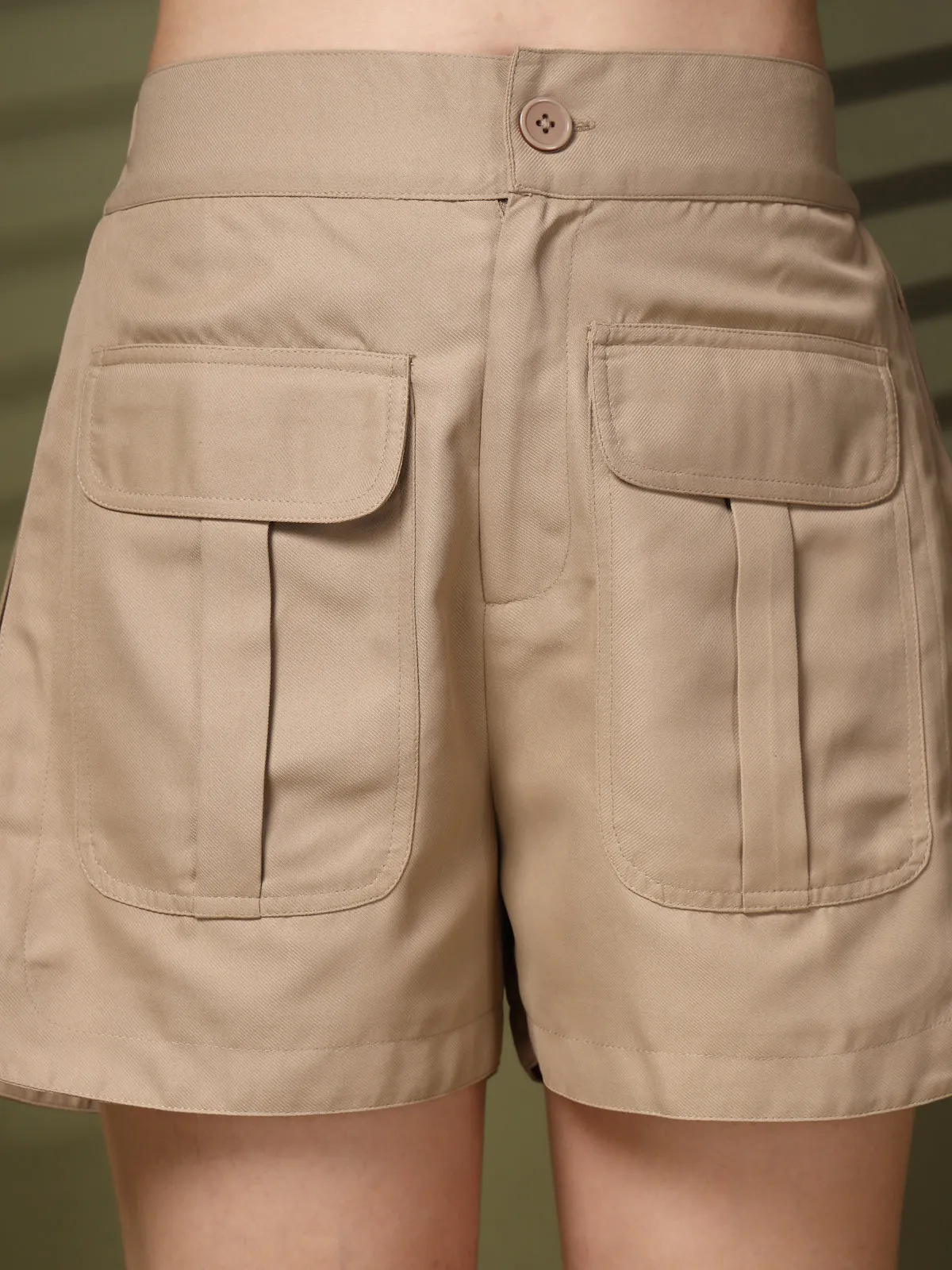 Beige Solid Regular Fit Women Shorts