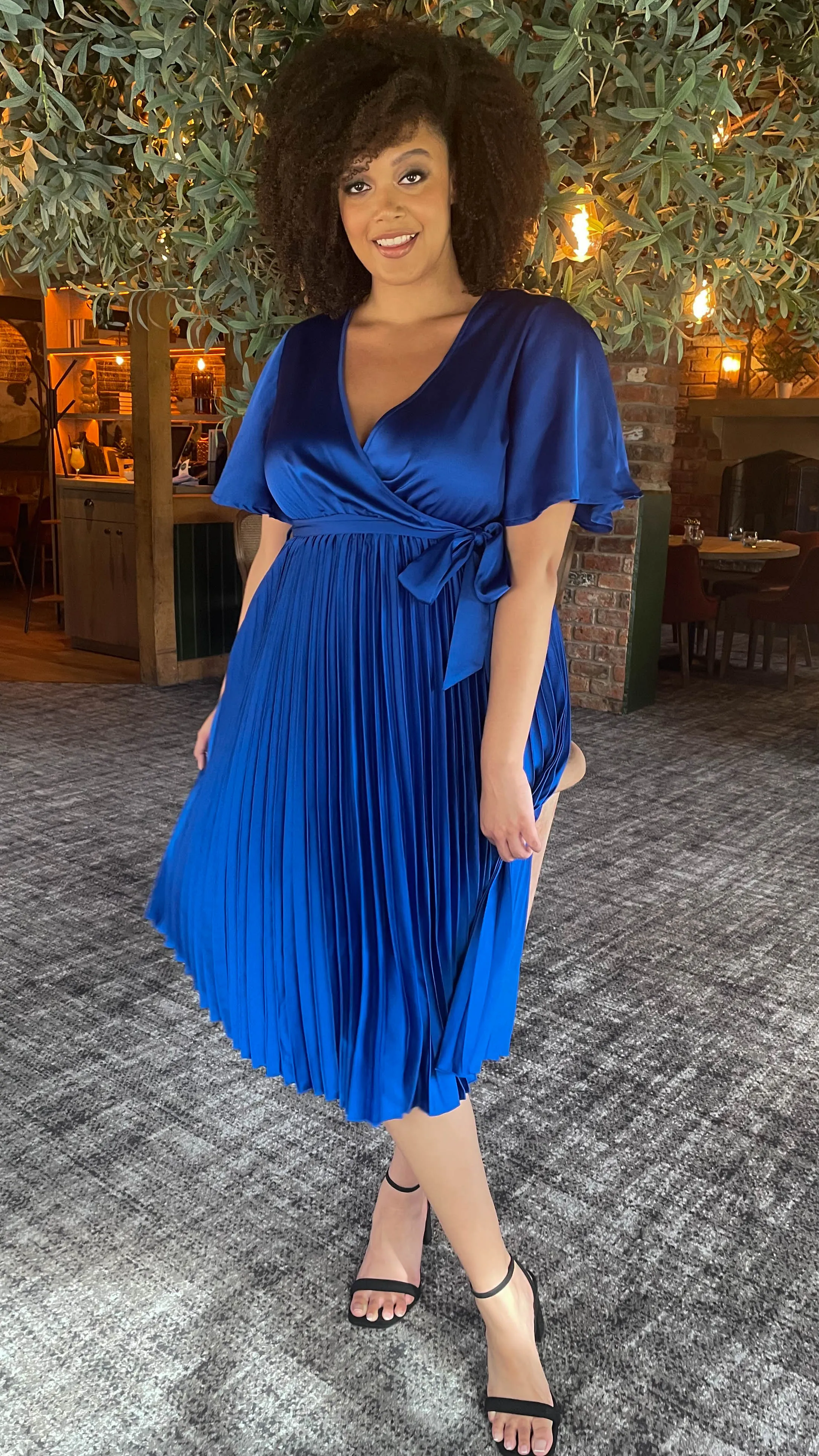 CurveWow Short Sleeve Pleated Wrap Dress Royal Blue