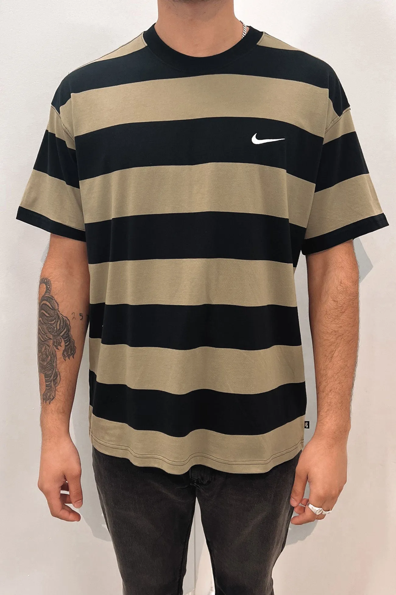 Nike SB Stripe Skate Tee Neutral Olive